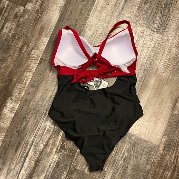 Retro Stage Red and Black Women's Swimsuit XXL - Picture 4 of 9